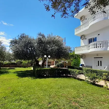 Ambra Ξενοδοχείο Εξαμίλιο