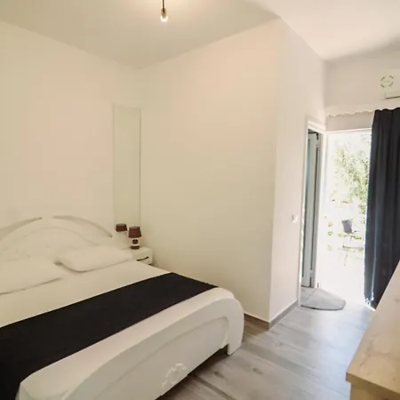 Hotel Ambra Ksamil