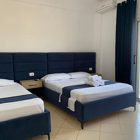 Hotel Ambra 3*
